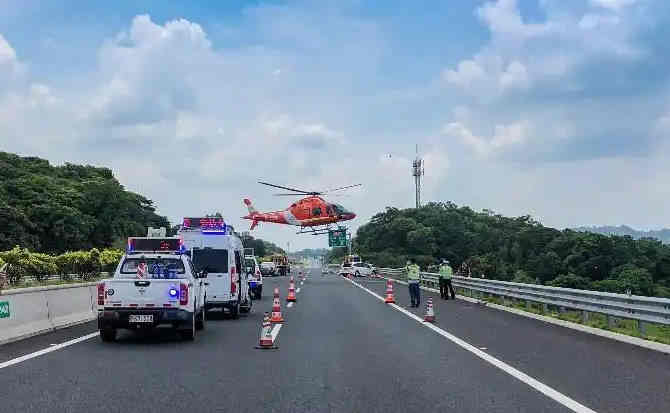 东丽区高速公路汽车救援案例